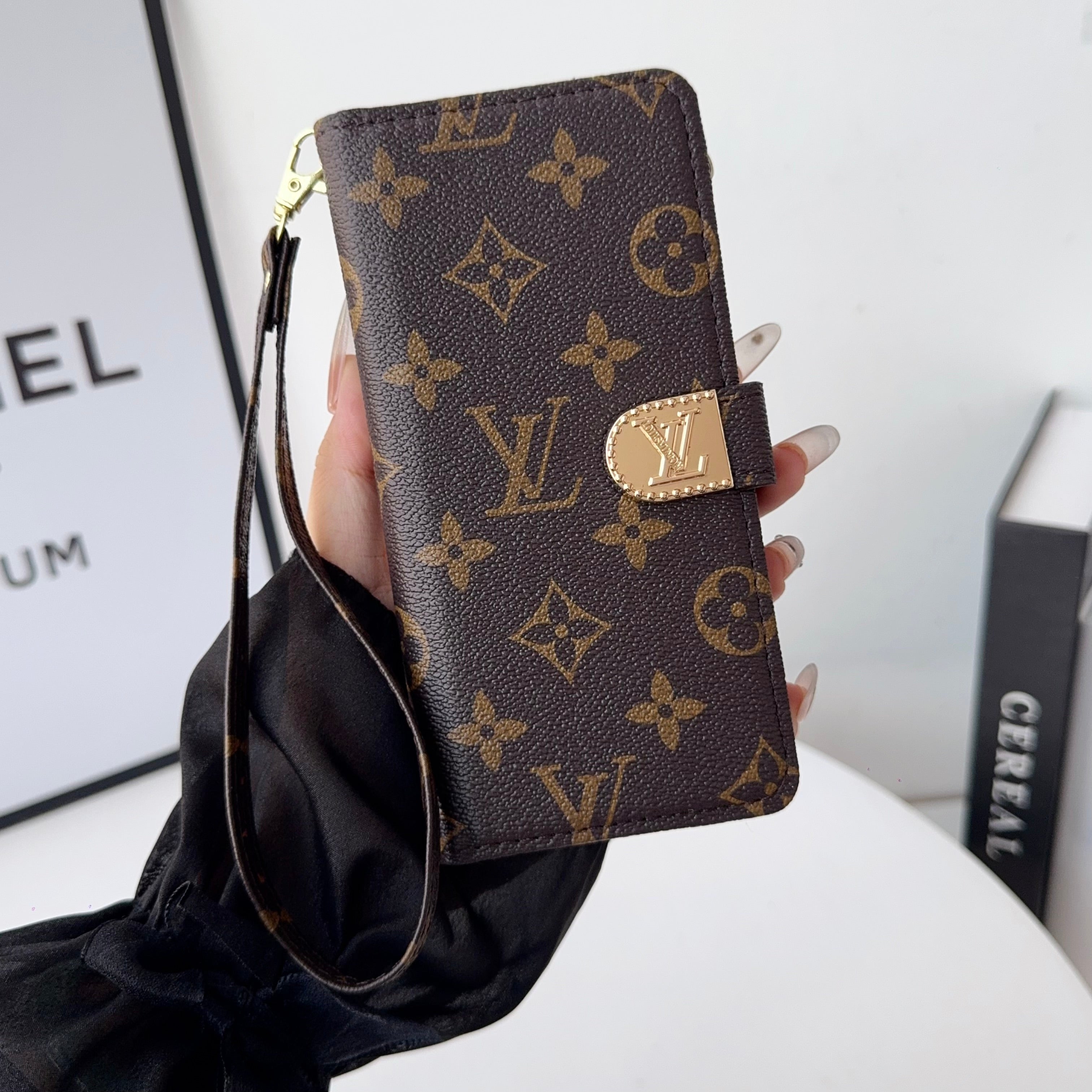 Flip Wallet Case for iPhone with Card Slots and Zipper Pocket-CRLV077