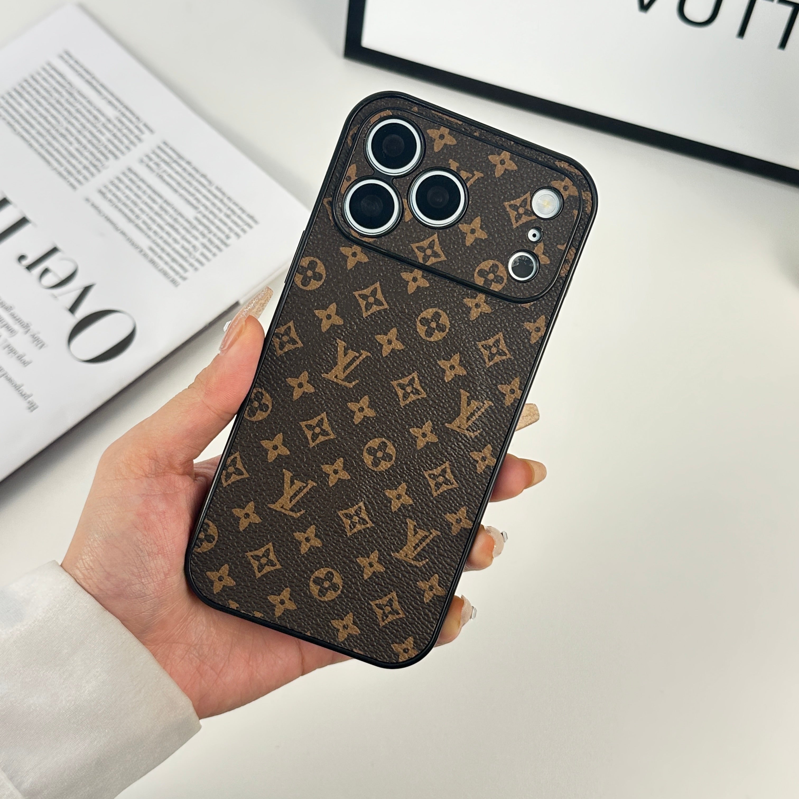 Luxury Leather Monogram Magnetic iPhone Case(Compatible With Magsafe)For iPhone 17 Series-CRLV028
