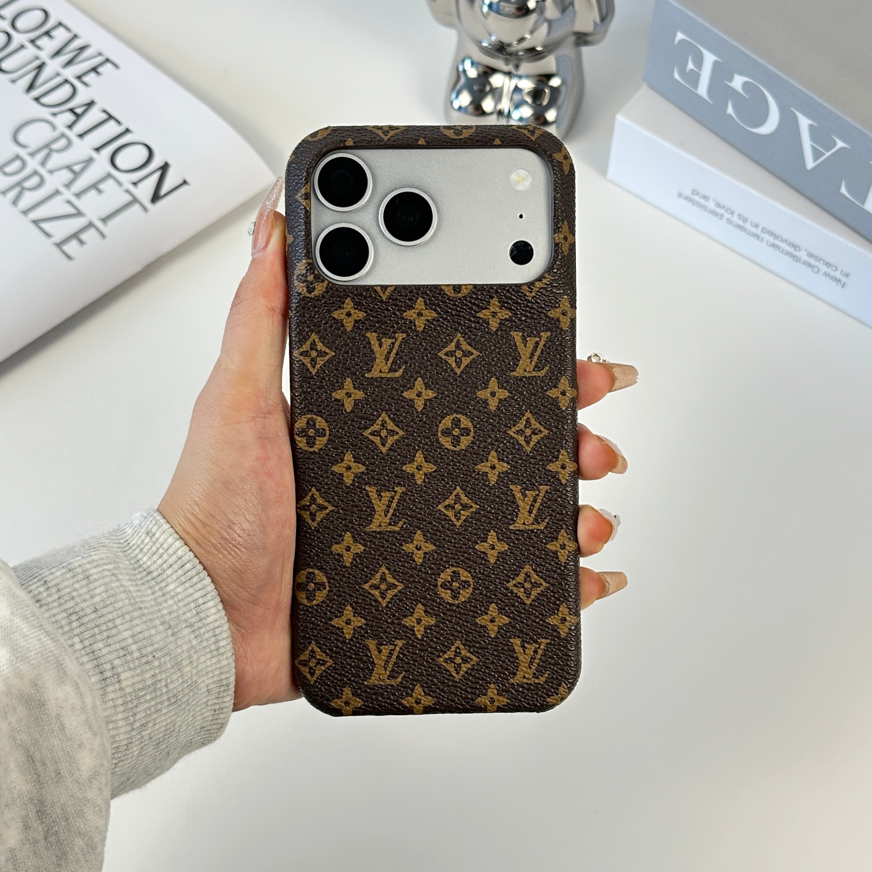 Leather Monogram Magnetic iPhone Case（Compatible With Magsafe）For iPhone 17 Series-CRLV025