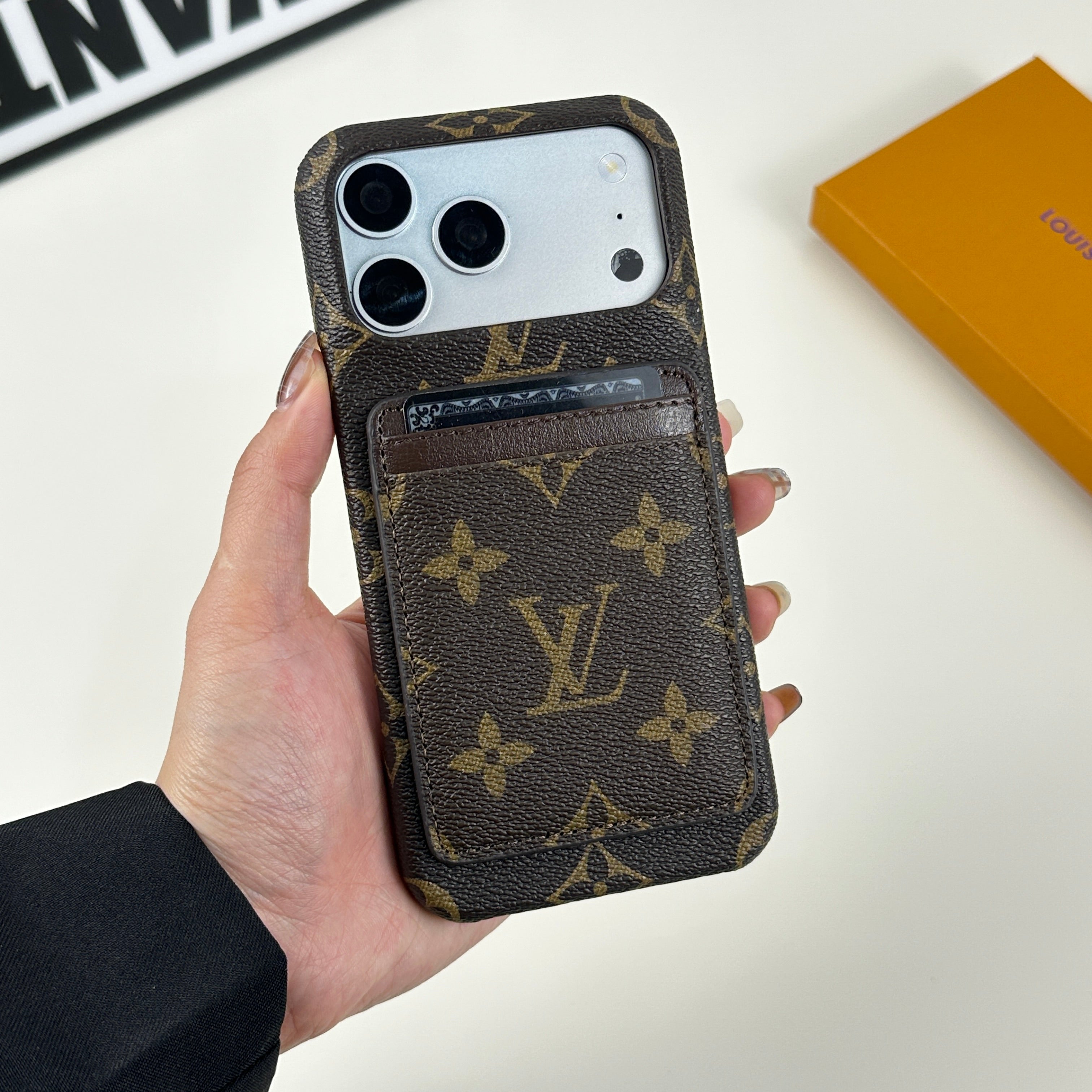 Luxury Leather Monogram Magnetic Wallet Big Printing-CRLV009