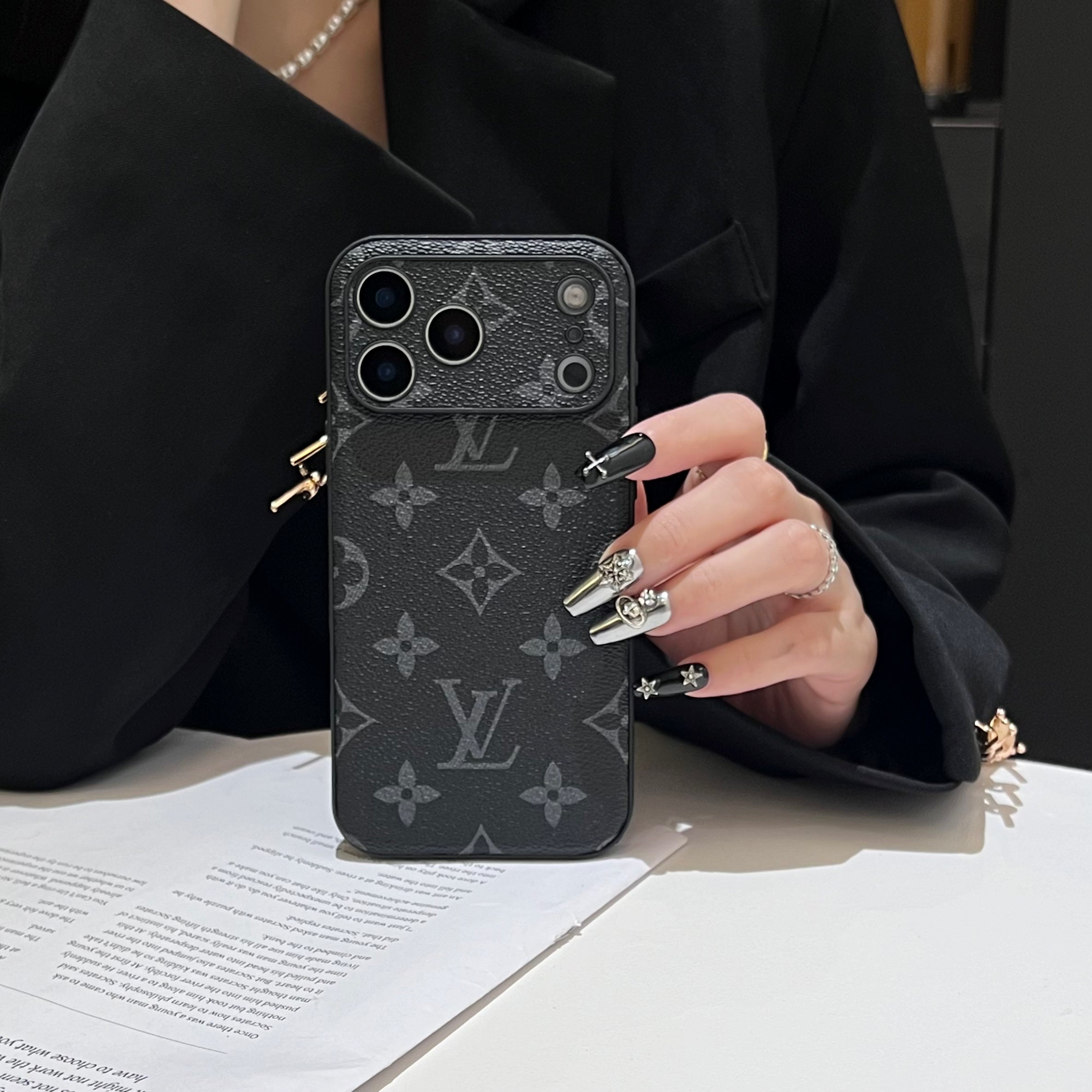 Monogram iPhone Case For iPhone 17 Series Black-CRLV062